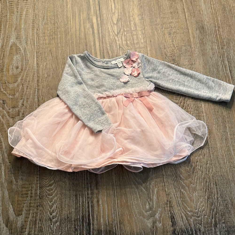 Adorable Mini Balabala Gray Dress with Pink Floral Details